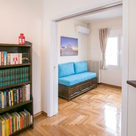 Appartamento Magnificent Luxury Retrostyle Flat Acropolis View Atene Esterno foto