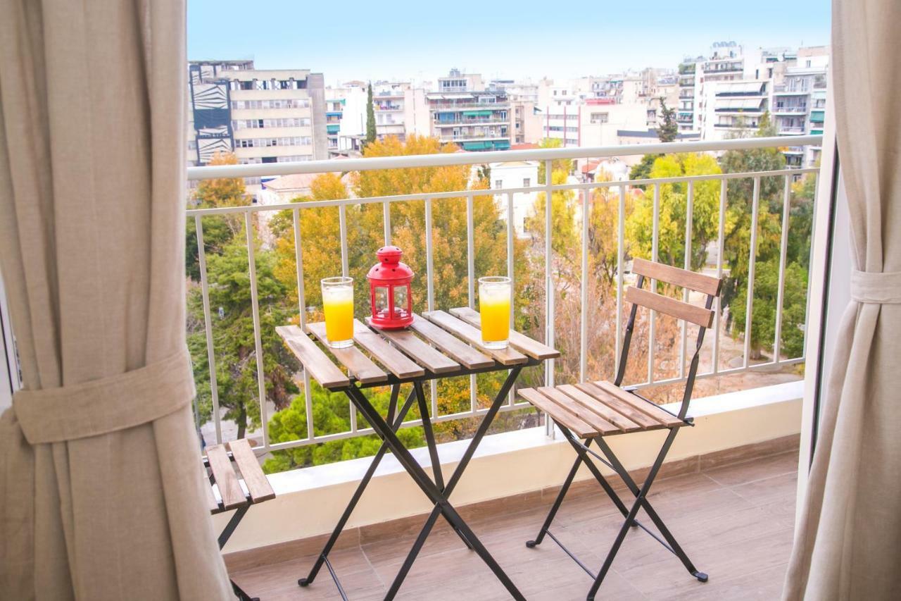 Appartamento Magnificent Luxury Retrostyle Flat Acropolis View Atene Esterno foto
