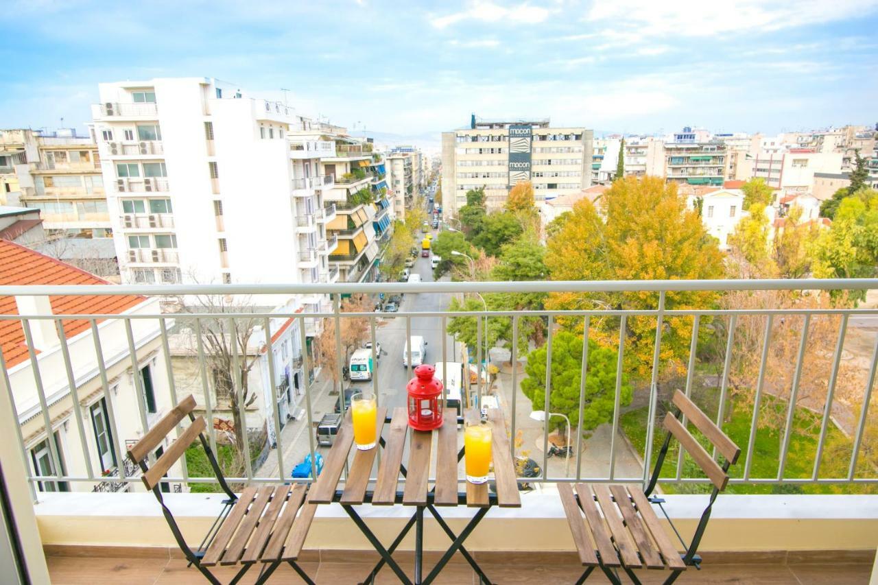 Appartamento Magnificent Luxury Retrostyle Flat Acropolis View Atene Esterno foto