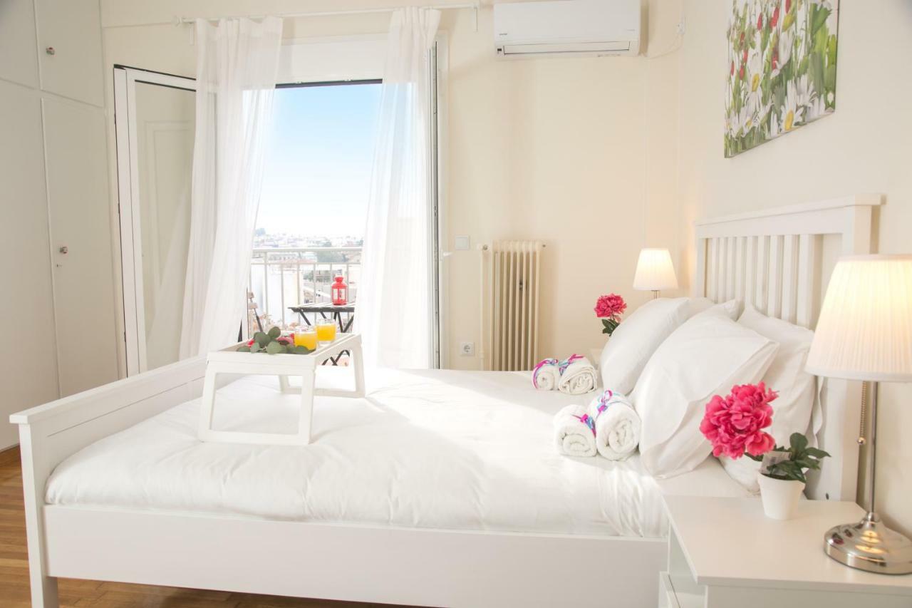 Appartamento Magnificent Luxury Retrostyle Flat Acropolis View Atene Esterno foto